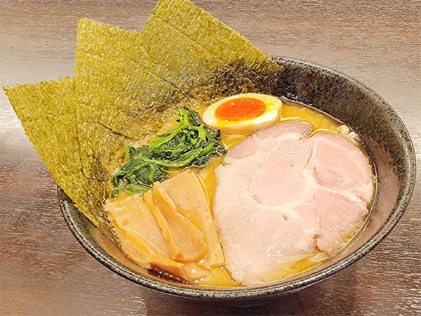 本気の横浜家系ラーメン